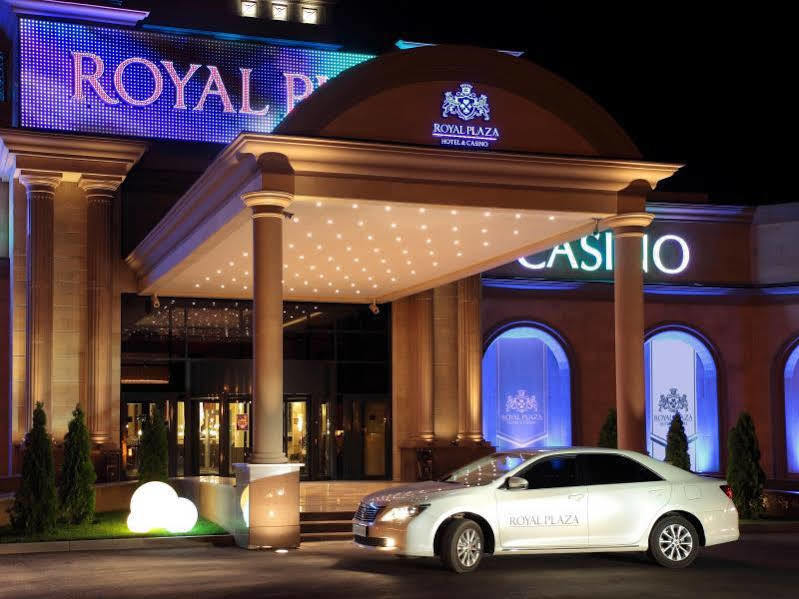 Royal Plaza Hotel And Casino Kapchagay Exterior photo